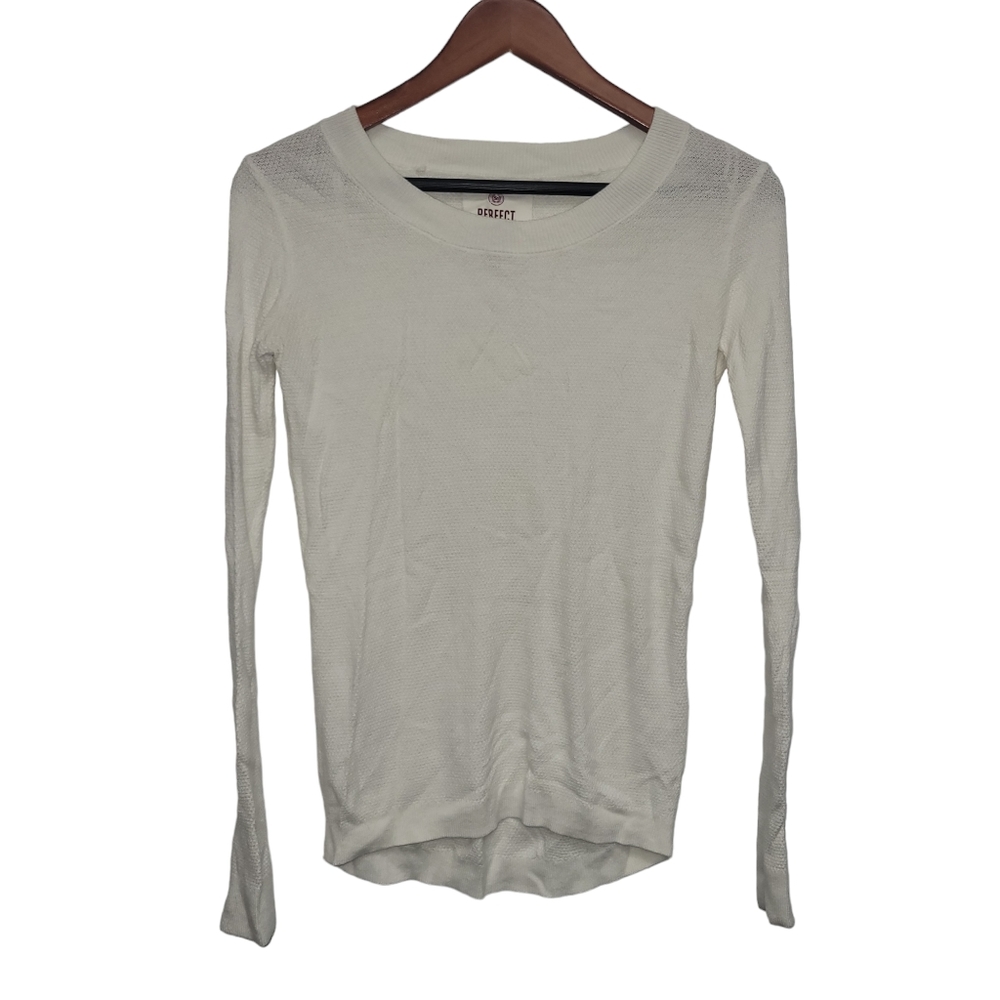 Perfect Pullover Women’s Blouse.  Size XS.  Pre-owned Condition.